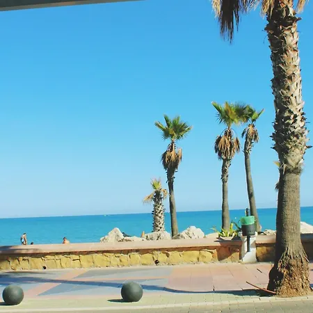 Апартаменти Esplendido A Pie De Playa En Торремолінос